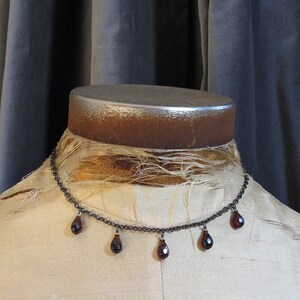 Joyería gótica, gargantilla gótica, collar gótico, piedra roja, joyería de gótico, joyería de vampiros, collar de vampiros, gótico, niña gótica, estilo gótico imagen 4