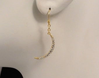Gold Moon Earrings, Crescent Moon Earrings, Drop Earrings, Crescent Earrings, Gold Moon, Gothic Jewelry, Moon Earrings, Moon Jewelry