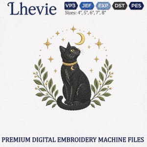 Puede incluir: Un diseño de bordado digital con un gato negro que lleva un collar dorado con un dije de media luna, rodeado por una corona de hojas verdes, estrellas doradas y una media luna. El texto incluye Lhevie y tamaños 4, 5, 6, 7, 8 cm.