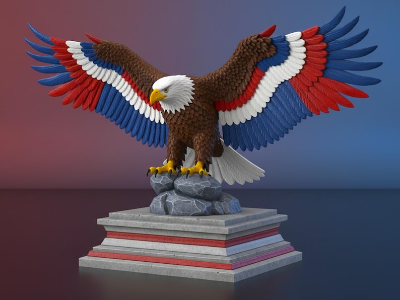K&ouml;nnte beinhalten: Eine detaillierte Skulptur eines Adlers mit ausgebreiteten Fl&uuml;geln, mit braunen, wei&szlig;en, roten und blauen Farben. Der Adler sitzt auf einer Felsformation auf einem mehrschichtigen Sockel mit roten und wei&szlig;en Akzenten. Der Schnabel des Adlers ist gelb.