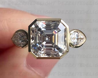 2,00 karat Asscher-slipad bezel-set med 3 stenar, päronstenar på sidan, vintage art déco-brudring i gult guld, jubileumslöfte