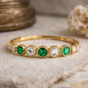 Anillo de boda de diamantes y esmeraldas, anillo de eternidad de oro, delicado anillo apilable con filigrana, minimalista, regalo de aniversario para novias.