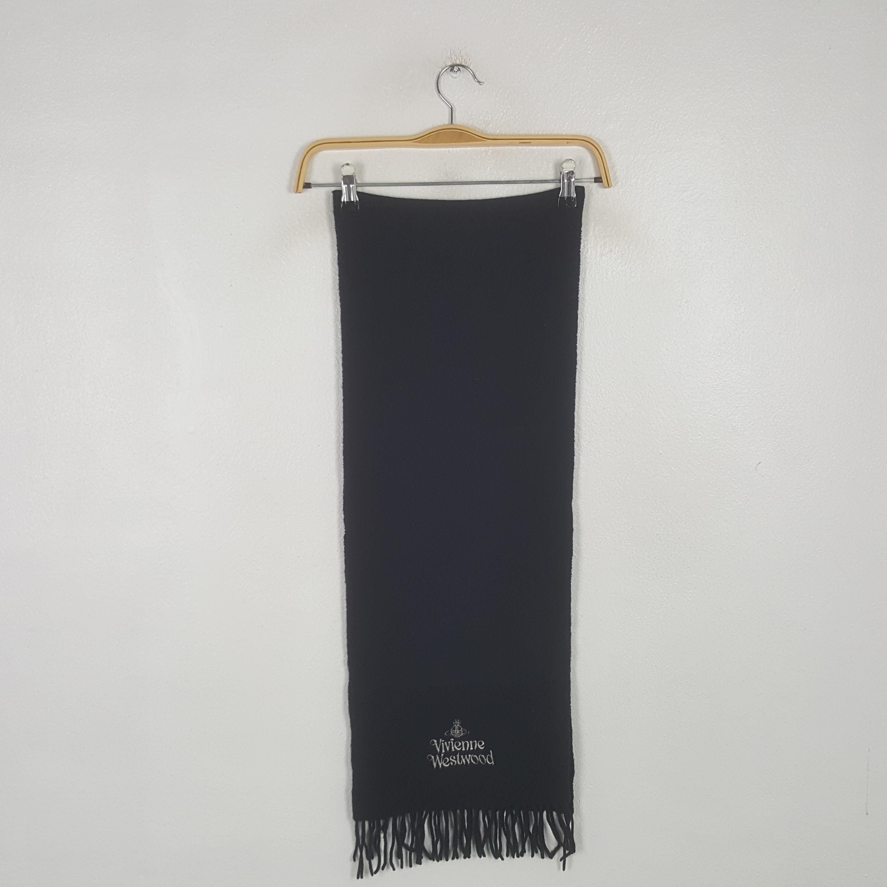 Vivienne Westwood Logo - Etsy Canada