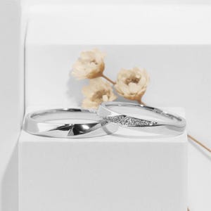 18K Gold Eckig Twist Paar Ringe | His & Hers Passende Eheringe | Minimalistische Diamant Versprechen Ringe