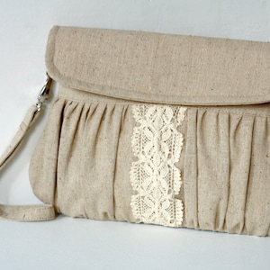 Linen and lace clutch purse, rustic wedding clutch, bridesmaid gift, bridesmaid bag, wedding clutch bag, linen and lace wristlet pouch