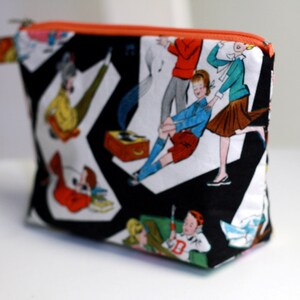 Multi purpose pouch in vintage comics image 3