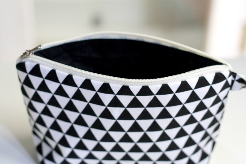 Black and White Triangle Pouch, make up pouch, multipurpose pouch image 4