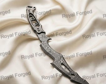 Hand-Forged Damascus Steel Predator Knife, Custom Movie Replica Collectible Knife with Leather Sheath, Gift for Him