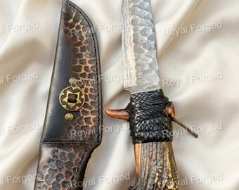 Hand Forged Damascus Steel Hunting Knife Custom Deer Antler Survival Knife with Unique Leather Sheath