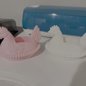 Nesting Hen Style Soap Holder – Farmhouse Sink Decor – 3D Printed bild 3