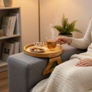 Bandeja para reposabrazos de sofá, de bambú, plegable, con clip para mesa auxiliar.