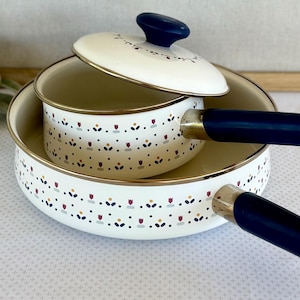 Vintage Enamel Saucepan Set JC Penney Co. "Country Borders" Enamelware 1983