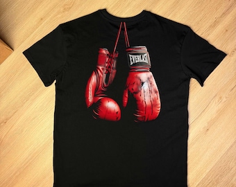 Guantes de boxeo rojos PNG / Guantes colgantes realistas / Diseño de sublimación de equipo de combate vintage para camisetas e impresión DTG