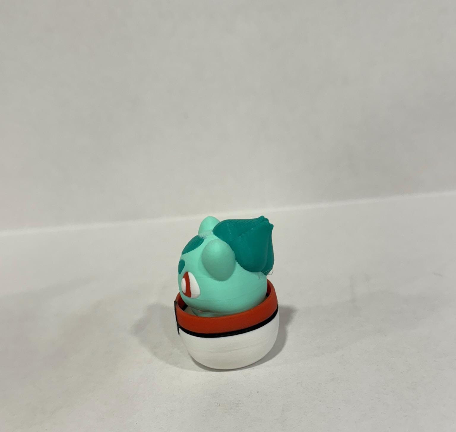 3D Printed Bulbasaur in a Poke-ball Fidget Clicker - Etsy
