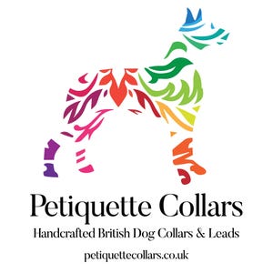 Puede incluir: Logotipo de Petiquette Collars con la silueta de un perro colorida, llena de patrones florales. Debajo del perro est&aacute; el texto "Petiquette Collars", el lema "Handcrafted British Dog Collars & Leads" y la direcci&oacute;n del sitio web.