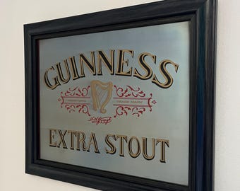 Seltener Vintage-Werbespiegel für Guinness Extra Stout – Wanddekoration für irische Pubs