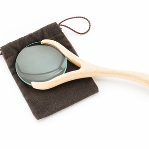 maple magnifying glass