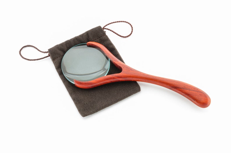 Padouk magnifying glass