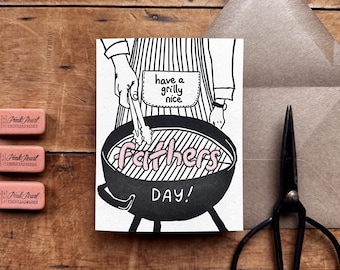 Tarjeta de felicitación para el Día del Padre con diseño de parrilla, impresa en tipografía.