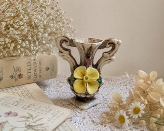 Nuova Capodimonte Italian Porcelain Bud Vase Yellow Flower Hand Painted Floral Ceramic Vase Vintage Italian Decor Excellent Condition