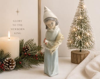 Lladro Shepherdess W/ Rooster #4677 Vintage Juan Huerta Nativity Figurine Spanish Porcelain Christmas Collectible Excellent Condition