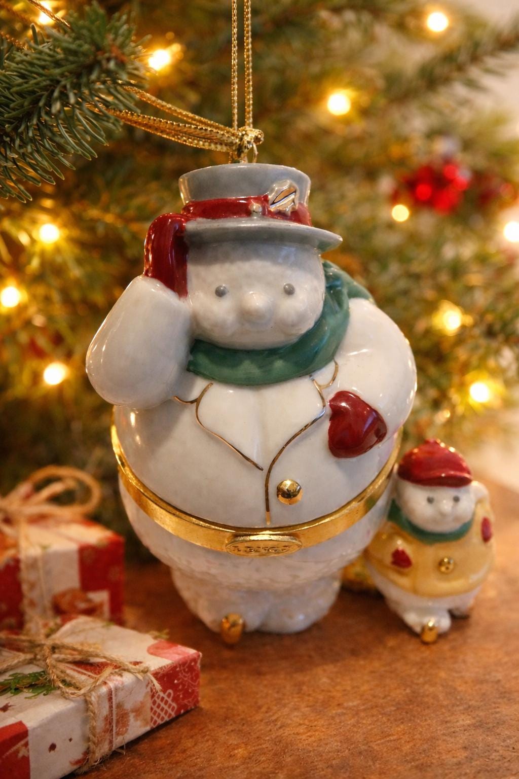 Lenox Snowman Vintage Christmas Ornament Porcelain Trinket Box Figurine Holiday Decor Christmas Tree Gold Trim Collectible Gift EB9