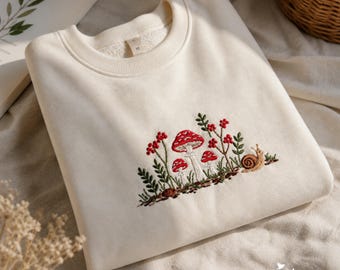 Besticktes Pilz-Sweatshirt, personalisiertes Cottagecore-Hoodie-Geschenk, Natur-Liebhaber-botanischer Pullover