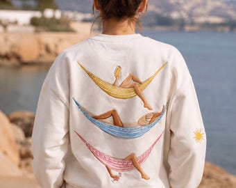 Ocean bestickter Hoodie, Küstennautisches Sweatshirt, Meer-Liebhaber-Geschenk, Strand- & Segeln-inspirierte Streetwear, personalisierter Wasser-Themed Hoodie