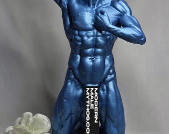 Estátua de torso masculino impressa em 3D – Escultura azul metálica, com peso.