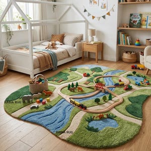 Puede incluir: Un juego de tres tazas de cerámica con un acabado mate moteado. Las tazas son de color crema, gris claro y gris oscuro. Cada taza tiene un diseño simple y minimalista, ideal para café o té.