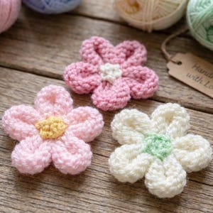 Knitting Pattern: Flower | Quick Knit Embellishment | 5 Petal Flower | DIY Brooch/Accessories | Instant Download