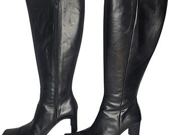 Botas Vera Gomma para mujer, talla 37, de piel negra, con punta cuadrada y tacón de bloque. Hechas en Italia.
