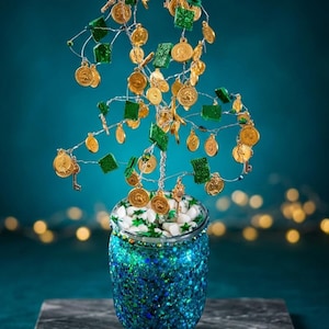 Escultura de árbol de dinero hecha a mano, monedas de oro y llaves, decoración con purpurina esmeralda, amuleto de alambre.