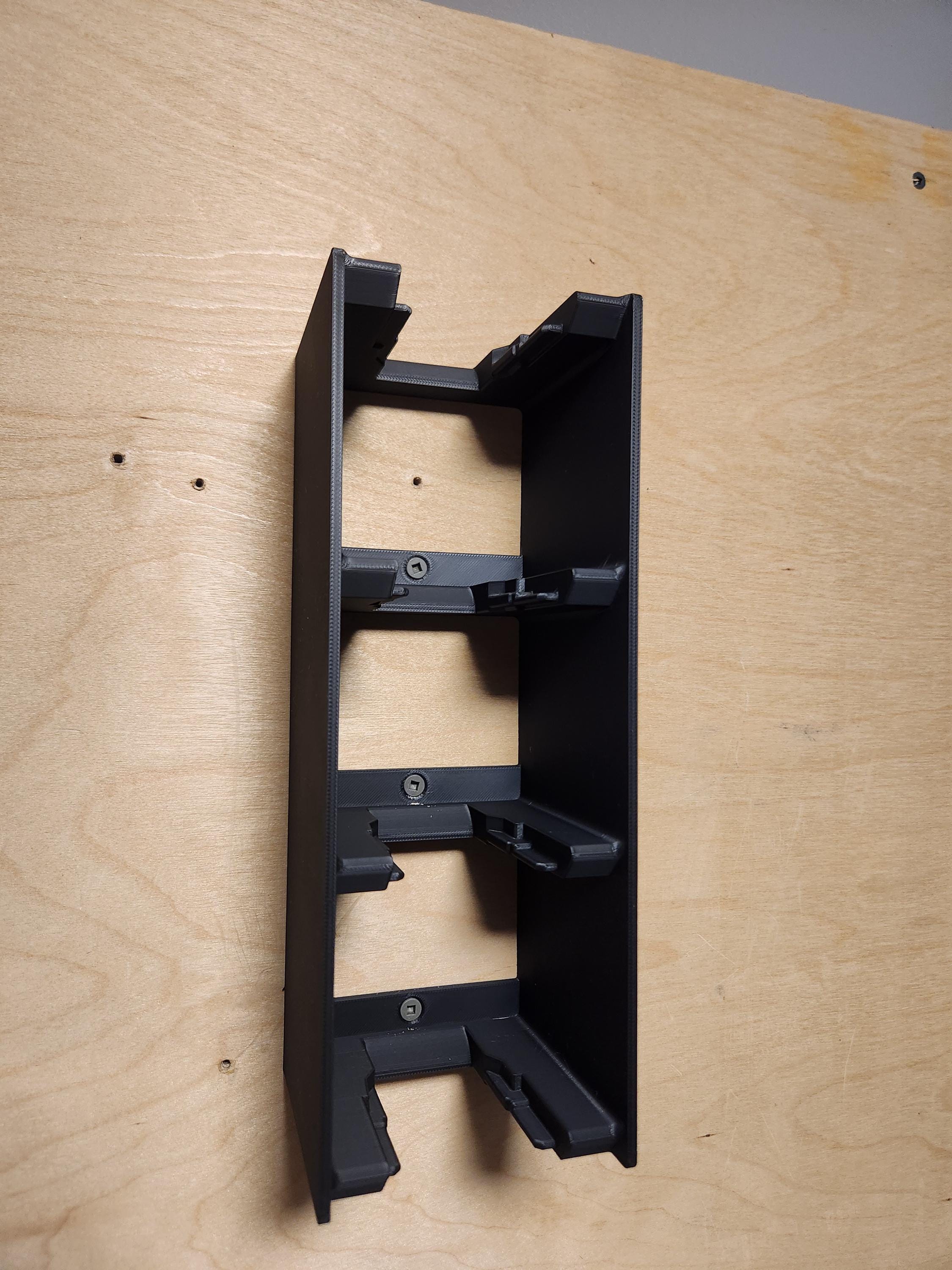 Dewalt 20V Battery Holder Wall Mount | 4 or 8 Battery Storage Tower ...
