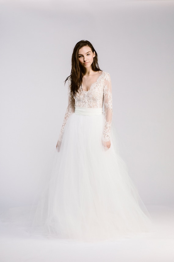 Lace V-Neck Wedding Dress
