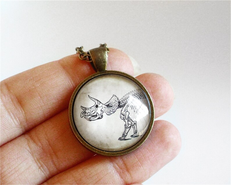 MENDEL Triceratops Skeleton Dinosaur Necklace – Stainless Steel Pendant, 24 Inch Chain