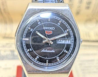 Vintage Seiko 5 Automatic 6309A Wristwatch, Day-Date, Japan Made Black Dial
