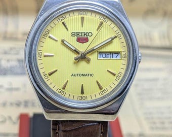 Vintage Seiko 5 Automatic 6309A Wristwatch: Yellow Dial, Day/Date, Made in Japan