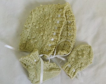 Knitting pattern set: Baby layette with bonnet, mittens, and booties ("Darling") (PDF)