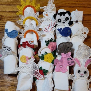 Free Standing Lace Napkin Rings