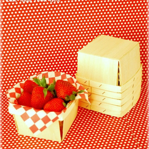 Berry Basket - Wood PINT SIZE Berry Basket - Set of 12 - Picnic Basket - Lunch Box - Party Favor Box