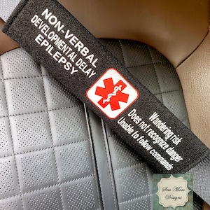 Sindrome di Rubinstein-Taybi ~ Copertura della cintura di sicurezza per allerta medica, disabilità, esigenze speciali ~ Emergenza ~ Sicurezza ~ Accessorio per auto