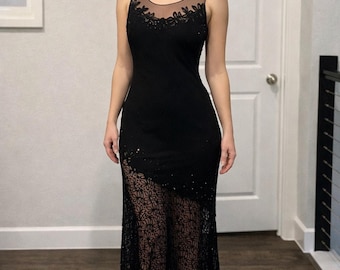 Vintage Cache Beaded Black Lace Gown Women's Size 12 Full Length Elegant Dress
