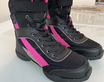 Capezio Shoes Womens 5.5 Split Sole Battle Boots Dance Sneakers Pink Black Gray