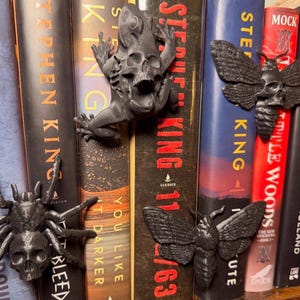 Book Spine Huggers