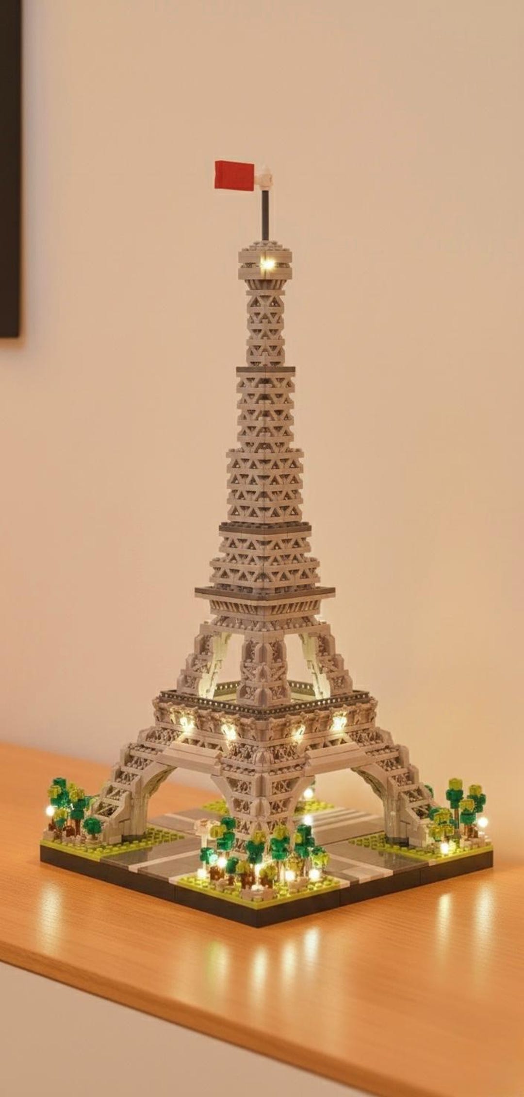LED Eiffel Tower Mini Building Blocks Set, Paris Landmark Micro Model ...