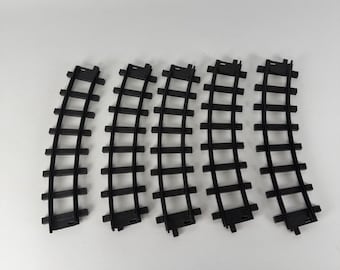 TOY STATE 1992 Christmas North Pole Toy Shop Train Tracks 5 Curved Black Pieces