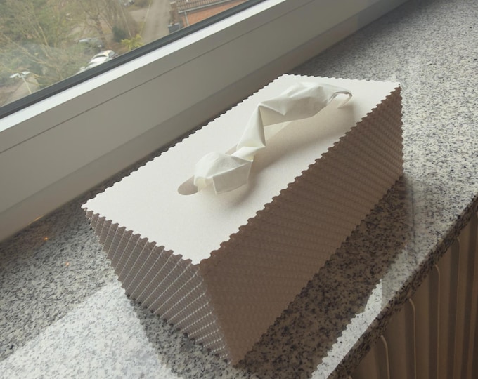 Designer tissue box, 3D printed – marble look – textured surface – minimalist home accessory – bathroom decor