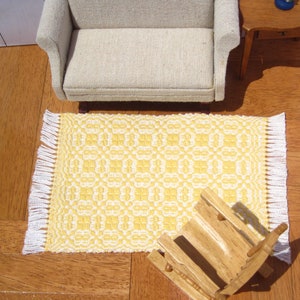 Dollhouse Rug, Miniature Handwoven Area Rug, Miniature Banana Yellow Dollhouse Rug 画像 1