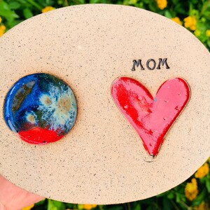 Perfect Gift for Mom Abuela, Mimi, Memaw, Custom Personalized Puddler Stone For Butterflies, Pollinators, Gardeners, Muddler image 2